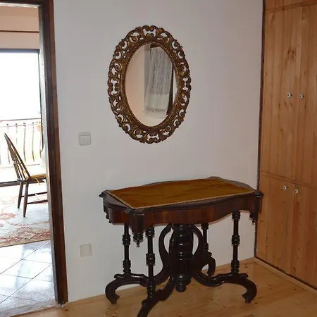 Ticic Apartment Kozino