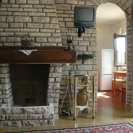 Apartment Ticic *